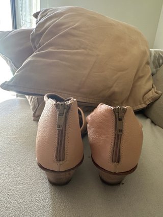 Sandalias Beige Piel Cruzadas