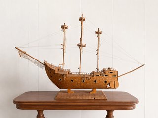 Barco de colección hecho de cerillas