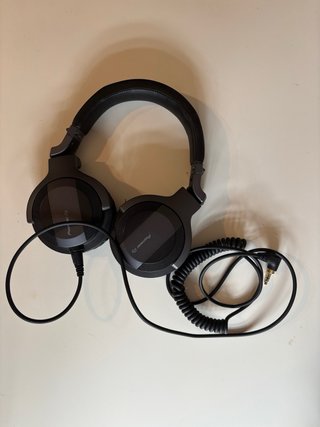 Auriculares Pioneer Cue 1 Negros