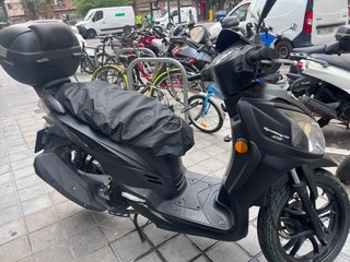 Moto Scooter SYM symphony Negra