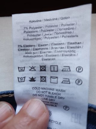 Pantalón vaquero pitillo Only Carmakoma T.46