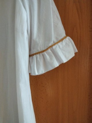 Vestido blanco manga francesa bordado