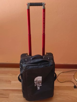 Maleta cabina The North Face negra