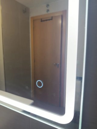 Espejo de baño con luz LED