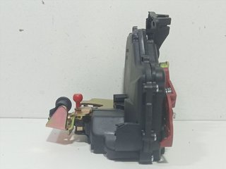 Cerradura puerta delantera izquierda audi a4 berl