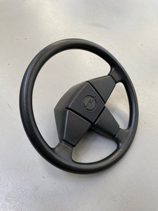 Volante Opel Kadett GSi Fase 1, Muy Nuevo
