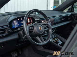 Porsche Macan 2025
