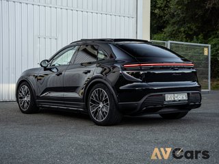 Porsche Macan 2025