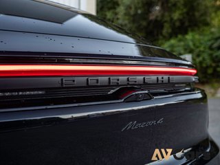 Porsche Macan 2025