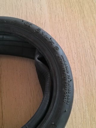 Rueda de repuesto para patinete eléctrico.