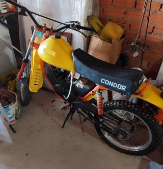 Puch Condor II con documentación