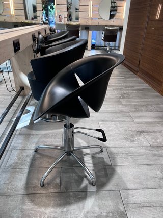 Silla Peluquería Diseño Moderno Negra