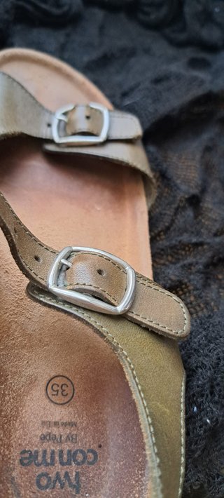Sandali Pèpè Two Pelle Doppia Fibbia in Pelle
