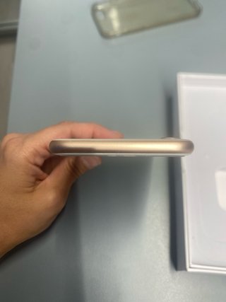 iPhone 8 (connettore di ricarica da riparare)