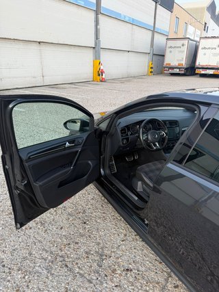 Volkswagen Golf GTI 2.0 TSI DSG