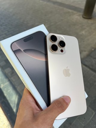 APPLE IPHONE 16 PRO 256GB SEMI NUEVO