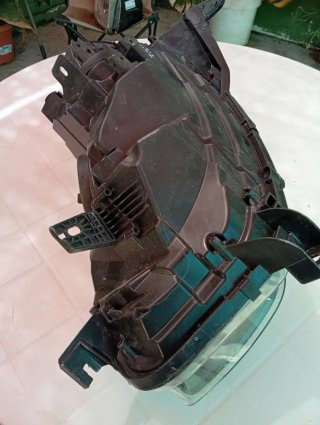 Faro Derecho Renault Captur 260100855R