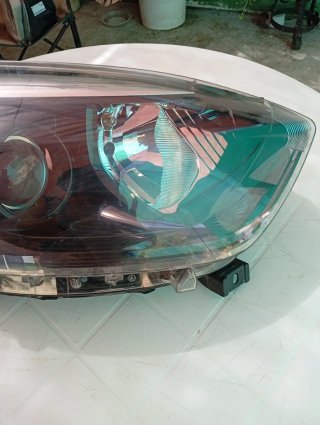 Faro Derecho Renault Captur 260100855R