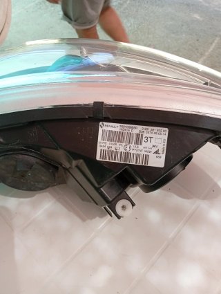 Faro Derecho Renault Captur 260100855R