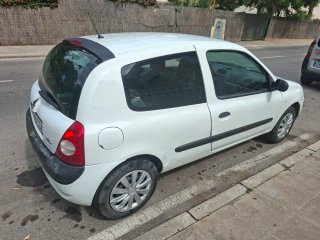 Renault Clio 2004