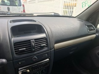 Renault Clio 2004