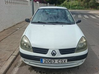 Renault Clio 2004