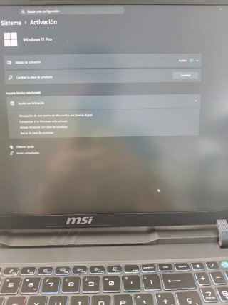 Portátil MSI Vector 16 HX AI Impecable