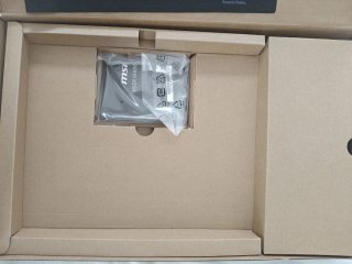 Portátil MSI Vector 16 HX AI Impecable