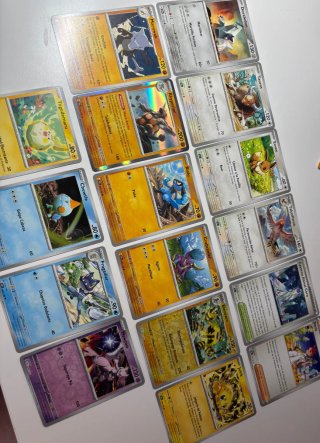 Lote cartas Pokémon expansión corona astral