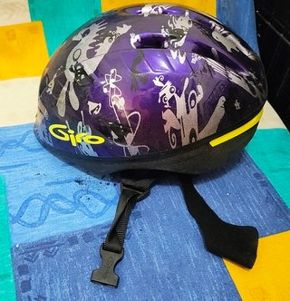 Casco Giro Infantil Morado