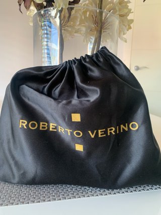 Bolso Roberto Verino piel. A estrenar. PVP 140€.