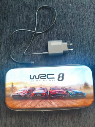 Nintendo Switch ,WRC 8 Funda y Cargador