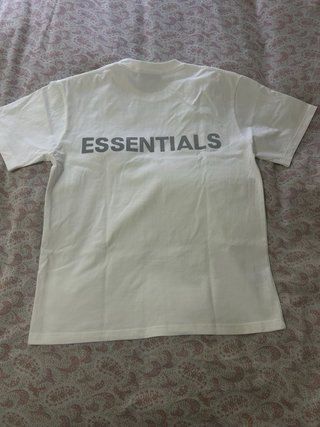 Camiseta ESSENTIALS Blanca
