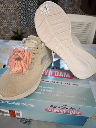 Zapatillas Skechers Nuevas