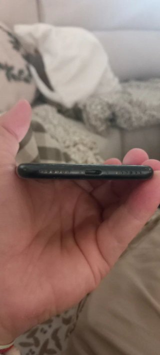 iPhone SE 64GB