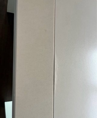 URGE LA VENTA  Mesa comedor blanca con 4 sillas