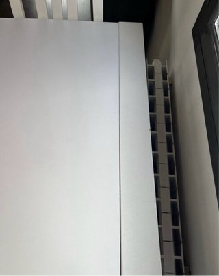 URGE LA VENTA  Mesa comedor blanca con 4 sillas