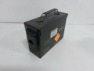 Caja metálica de munición pequeña