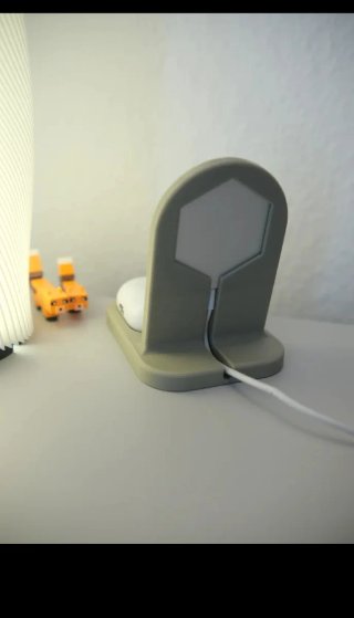Supporto MagSafe per iPhone e AirPods