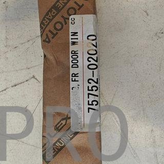 MOLDURA PUERTA IZQUIERDA TOYOTA COROLLA NUEVO