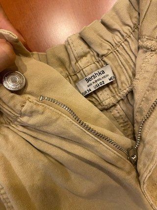 Pantalones cortos beige ajustables