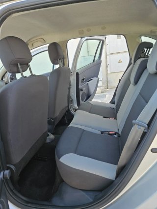 Renault Clio 2011