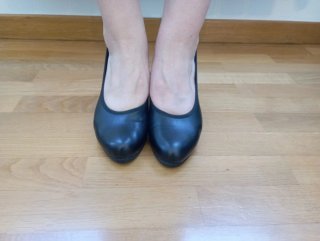 Zapatos negros de piel Pitillos