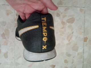 Zapatillas Nike Tempo X Talla 46 Negras y blancas