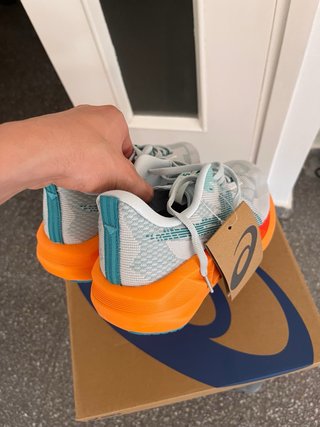 Asics Novablast 5 T5 Talla 41.5eu