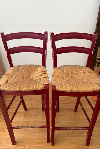 Silla taburete alto de madera granate