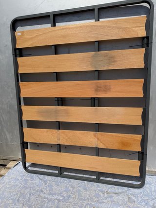 Somier 150x190cm Madera y Metal
