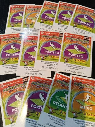 Lote 12 Cromos Adrenalyn 16-17