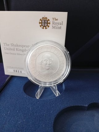 Estuche Homenaje Cervantes y Shakespeare 2016