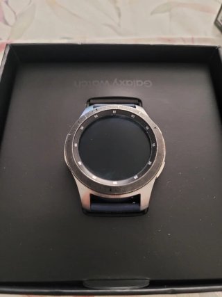 Samsung Galaxy Watch Azul Plata